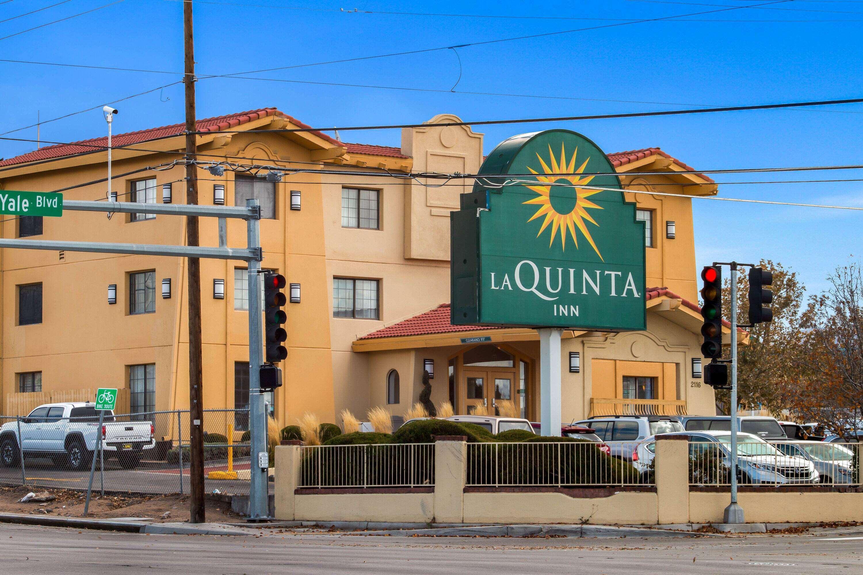 La Quinta Inn by Wyndham Albuquerque Airport Exterior foto