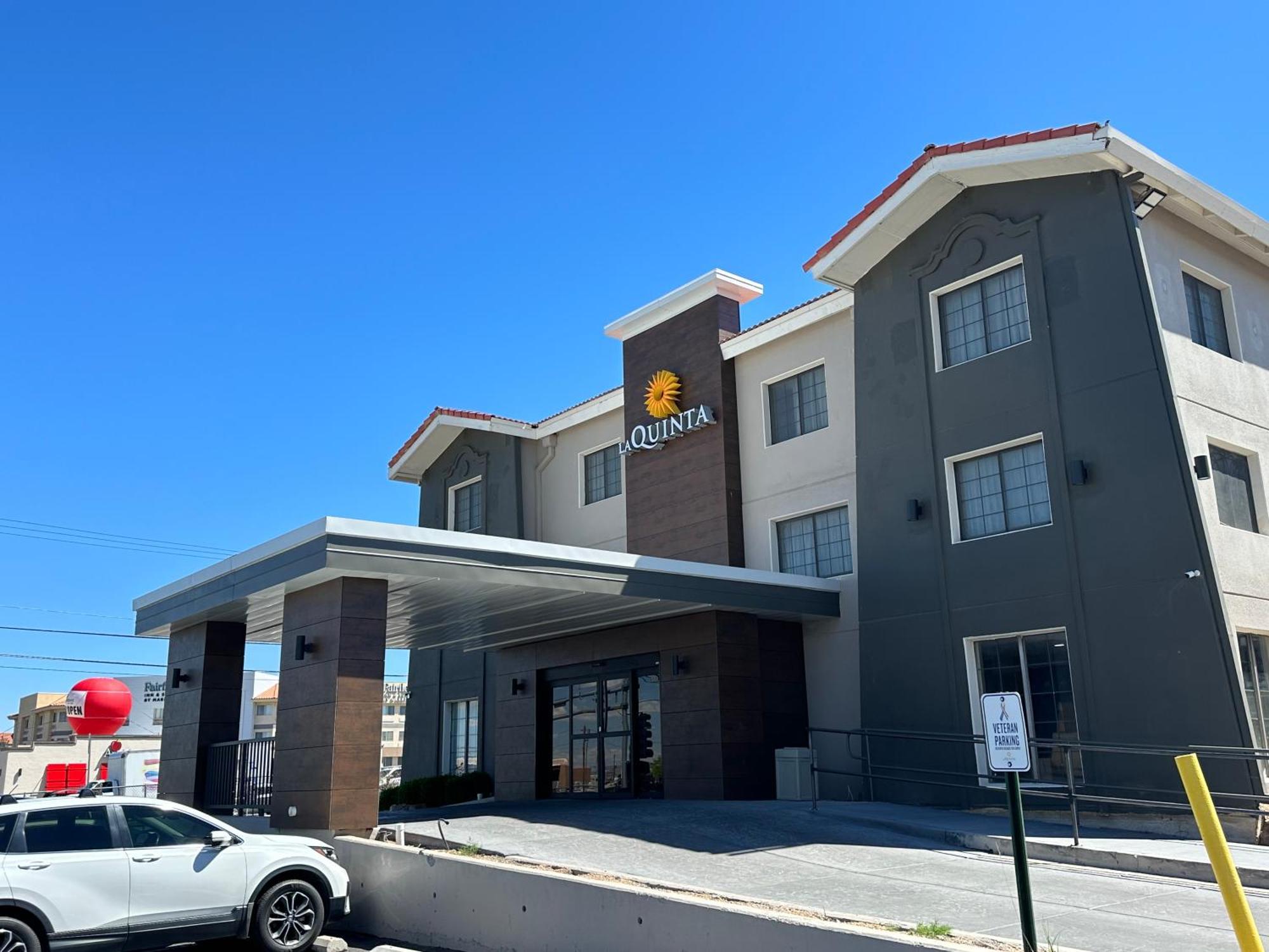 La Quinta Inn by Wyndham Albuquerque Airport Exterior foto